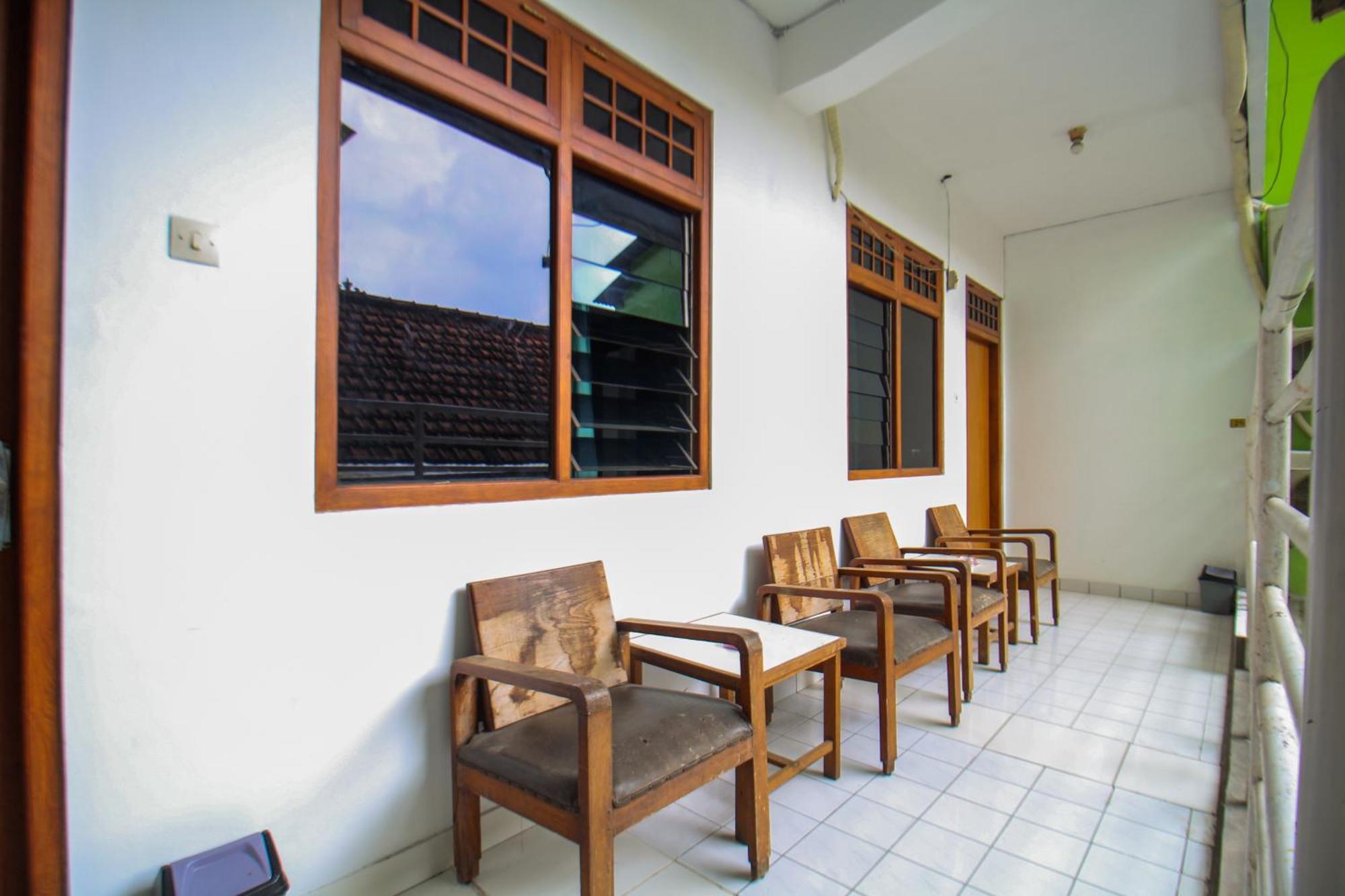 Prayogo Style Inn Prawirotaman Yogyakarta Exterior photo