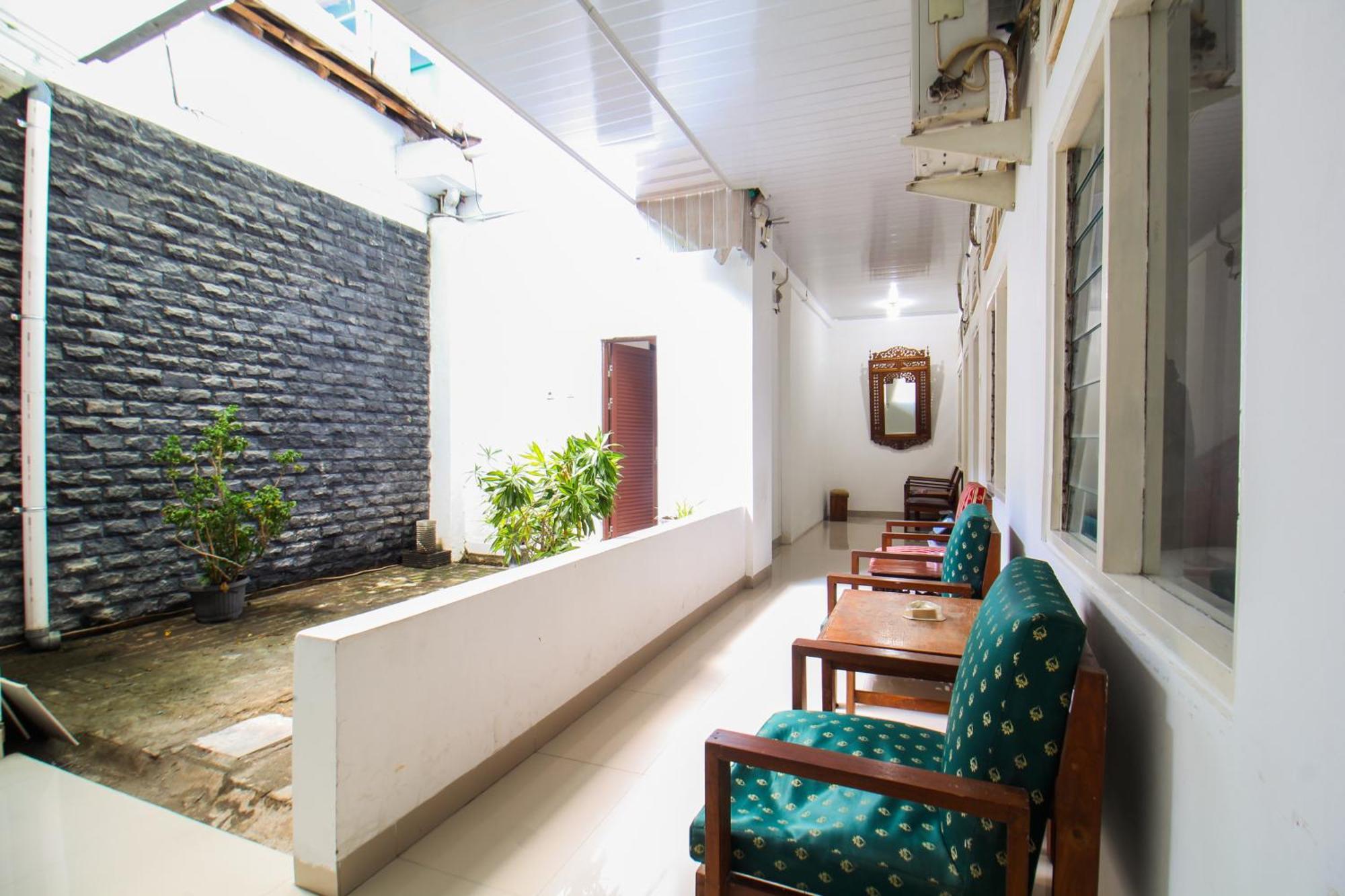 Prayogo Style Inn Prawirotaman Yogyakarta Exterior photo